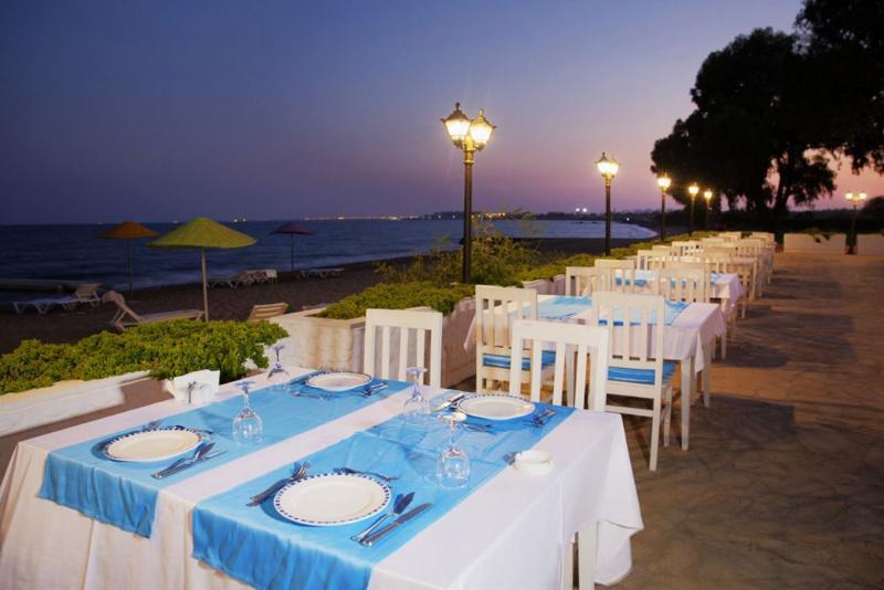 Merit Cyprus Gardens Holiday ฟามากุสต้า ภายนอก รูปภาพ