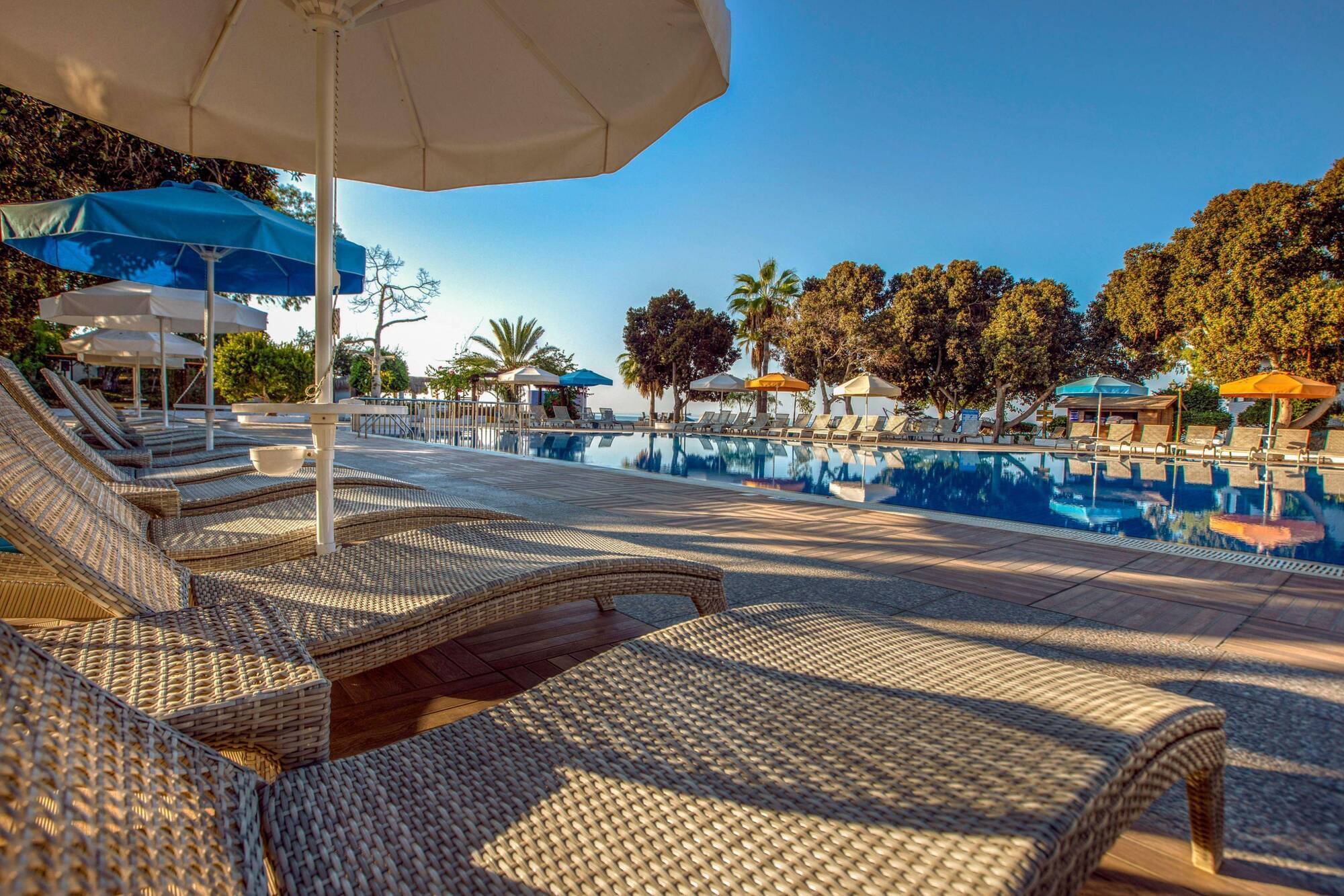 Merit Cyprus Gardens Holiday ฟามากุสต้า ภายนอก รูปภาพ